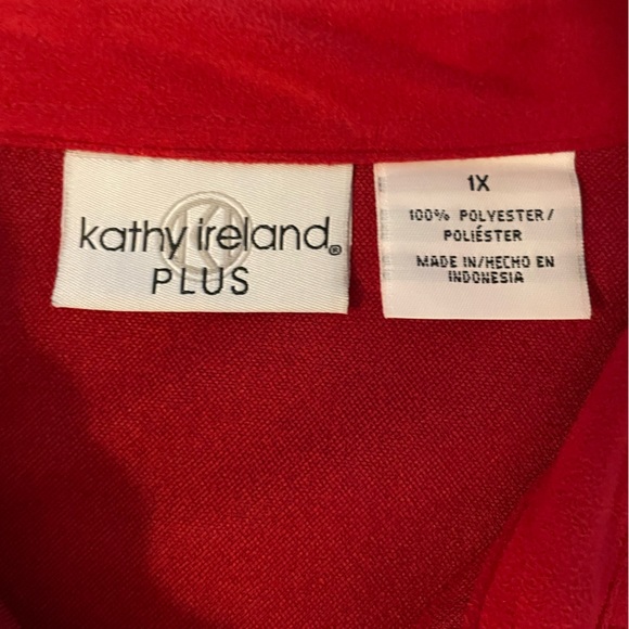 Red button down faux suede blouse by kathy ireland plus size 1X - Picture 4 of 5